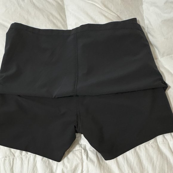 Annika Cutter and Buck Skort Adult 6 Zipper Pockets Solid Black Womens - Picture 6 of 11